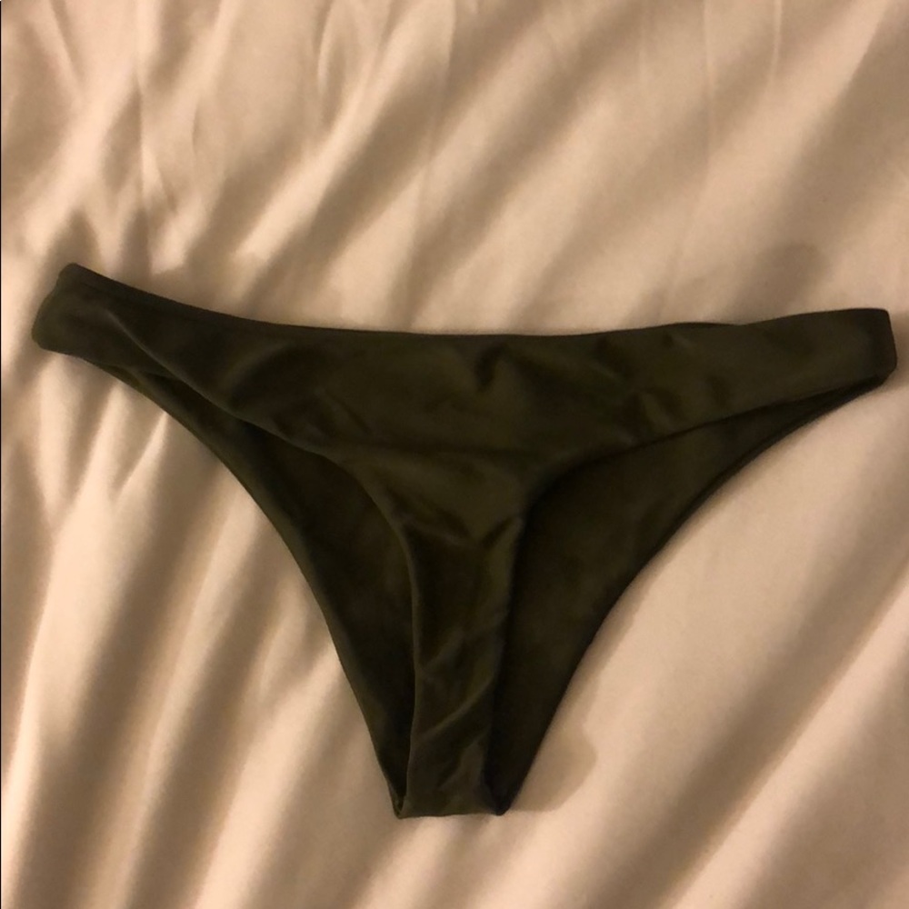 Stone Fox Bottoms